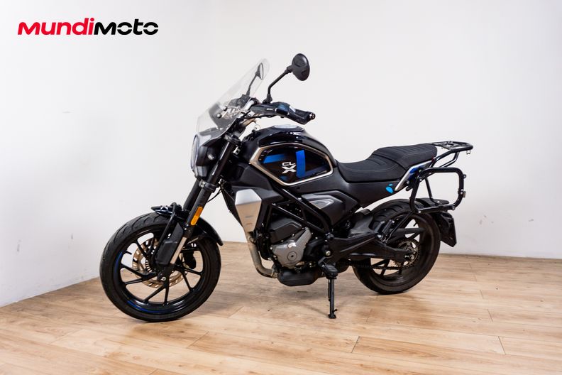 Motorbike image 6