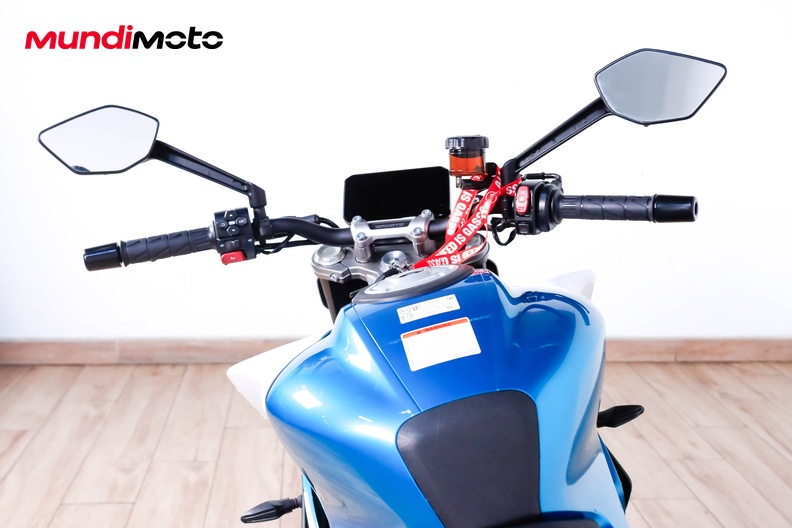 Motorbike image 10