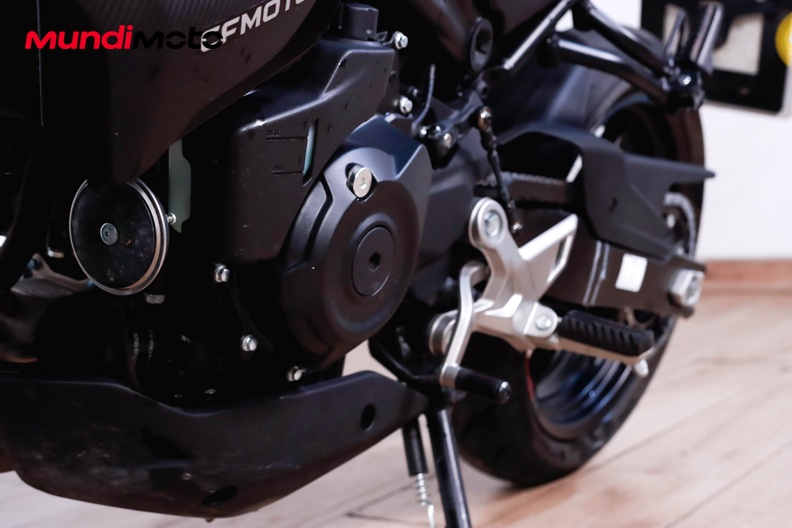 Motorbike image 8