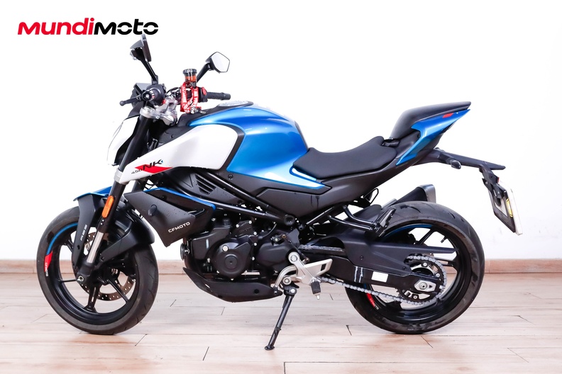 Motorbike image 5