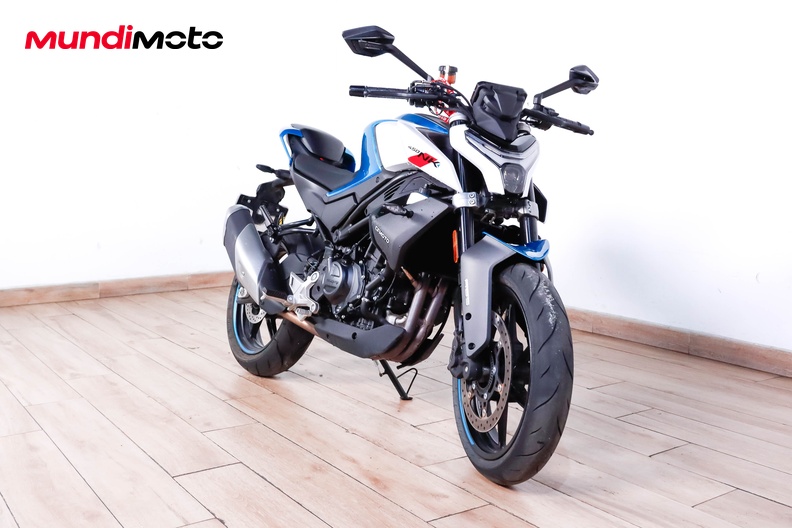 Motorbike image 1