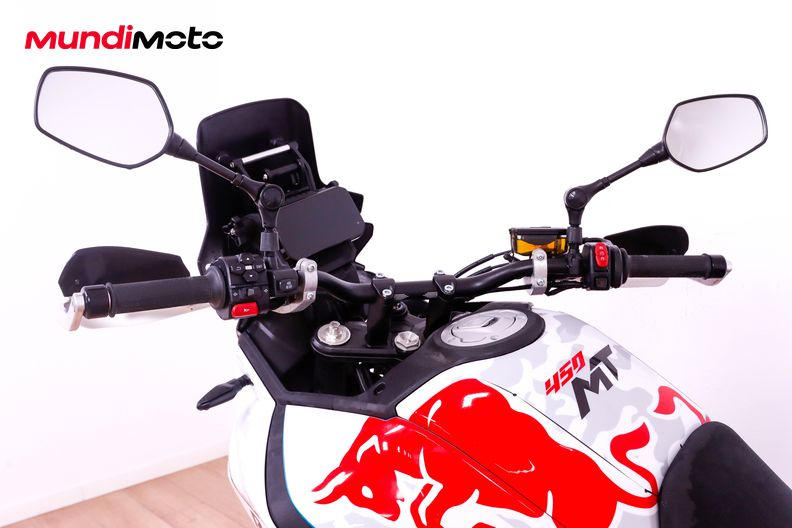 Motorbike image 10