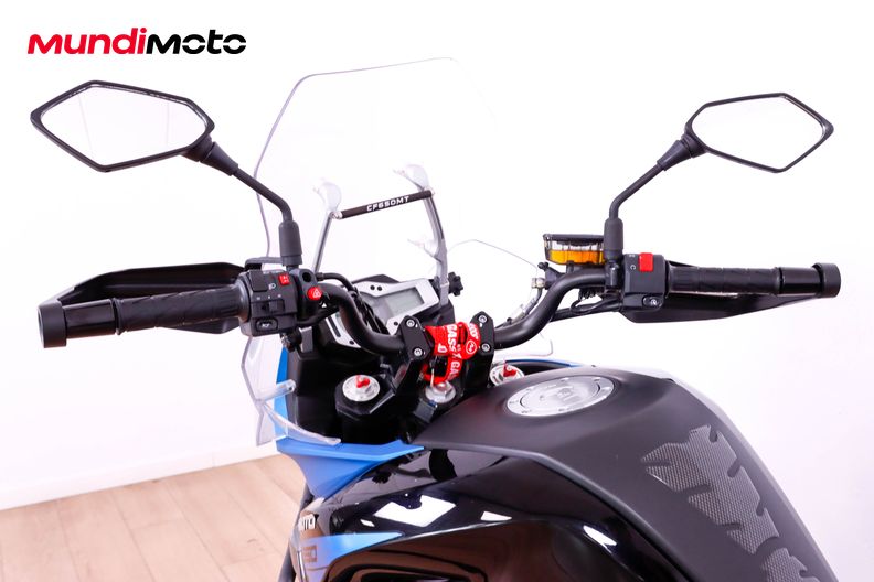 Motorbike image 10