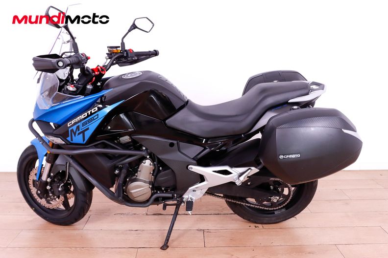 Motorbike image 5