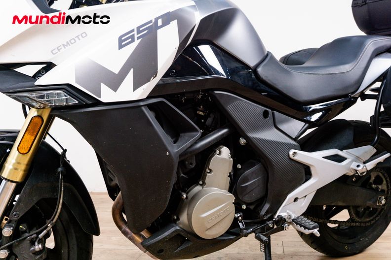 Motorbike image 9