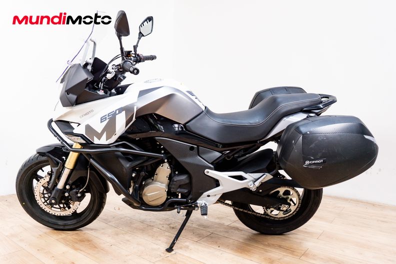 CFMOTO CF 650 MT - Mundimoto