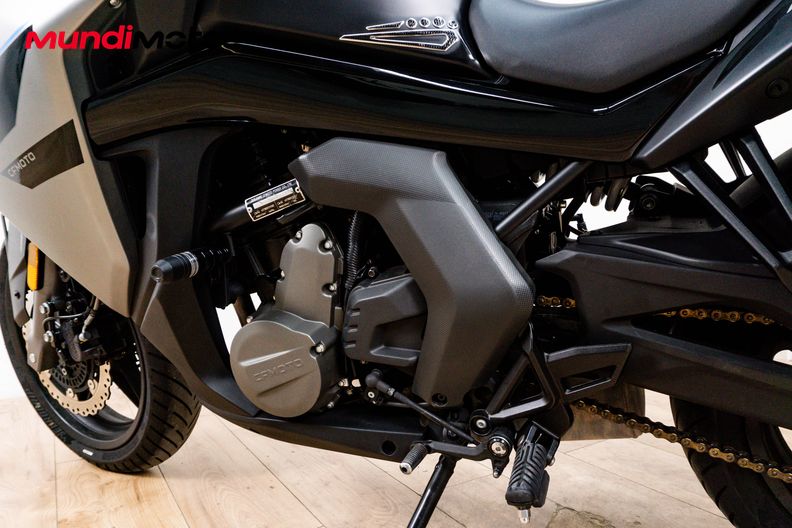 Motorbike image 8