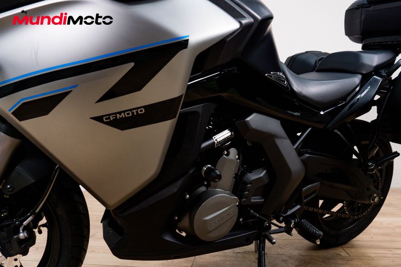 Motorbike image 9