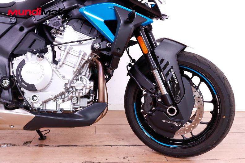 Motorbike image 13
