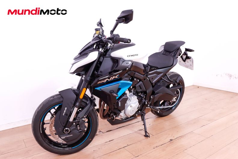 Motorbike image 7