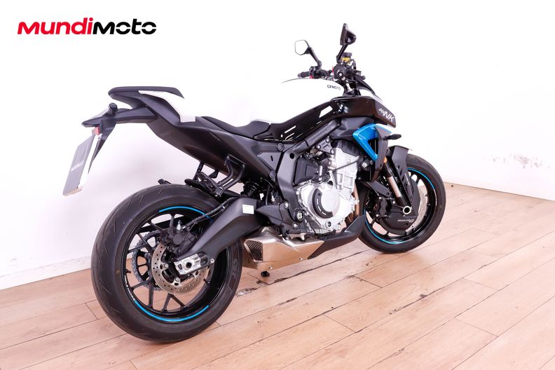 Motorbike image 2