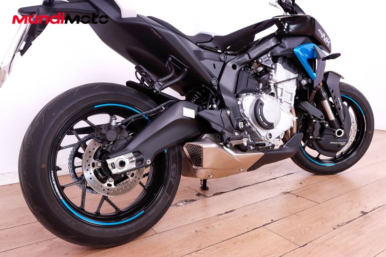 Motorbike image 3