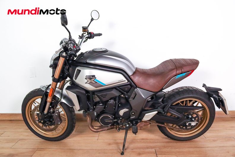 Motorbike image 5