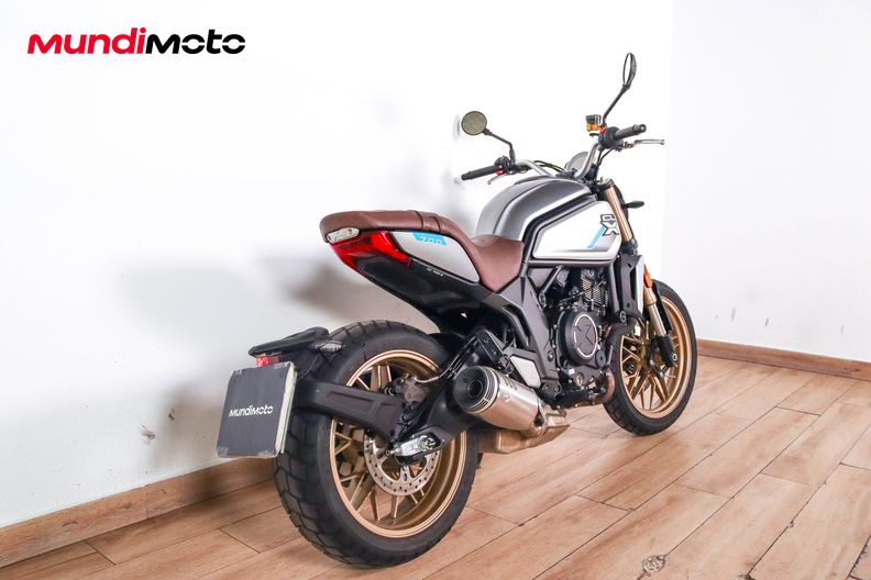 Motorbike image 2
