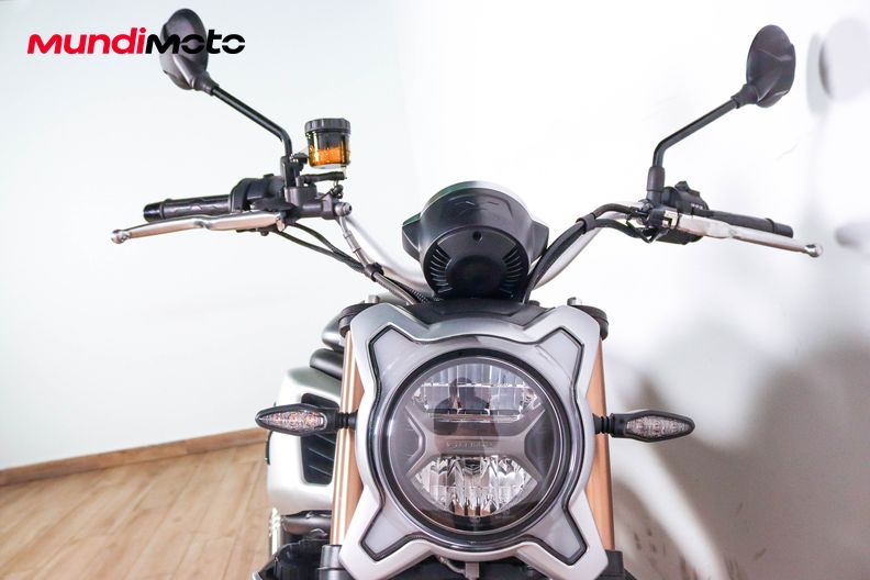 Motorbike image 4