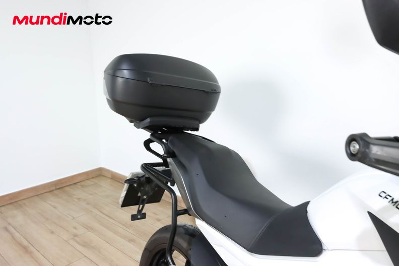 Motorbike image 13