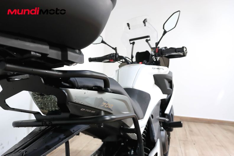 Motorbike image 3