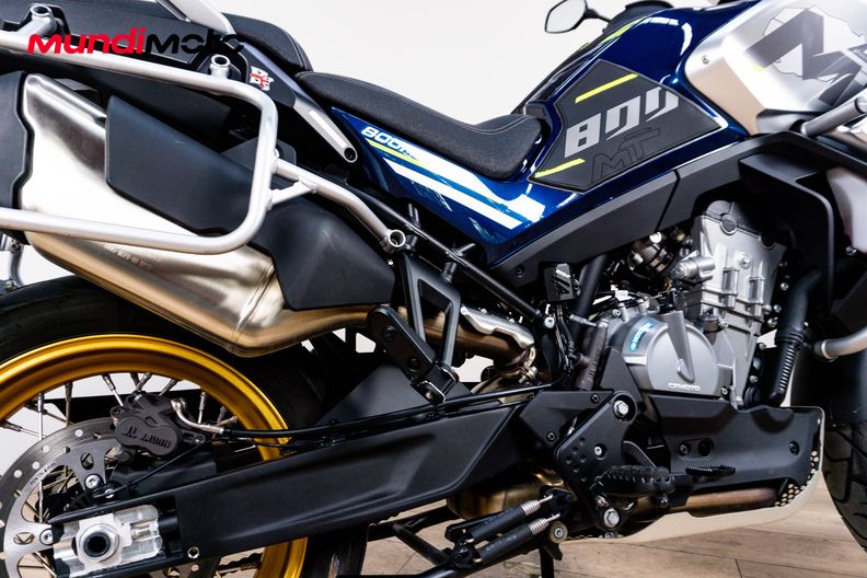 Motorbike image 3