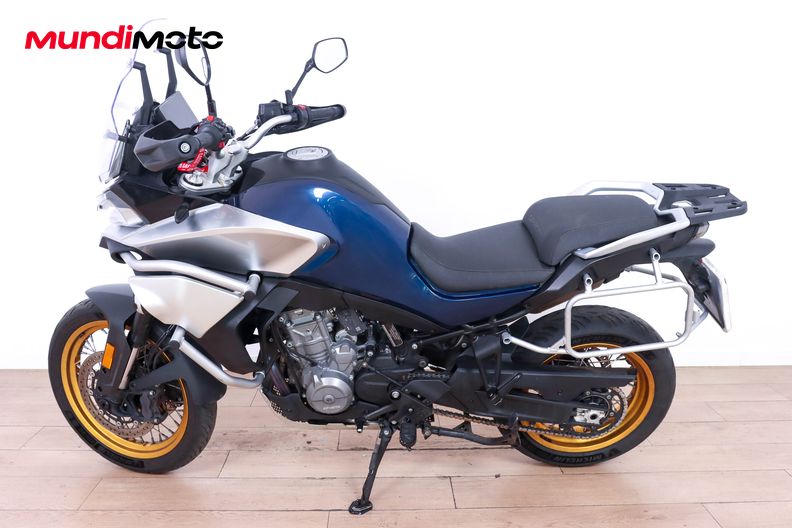Motorbike image 5