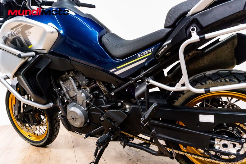 Motorbike image 8