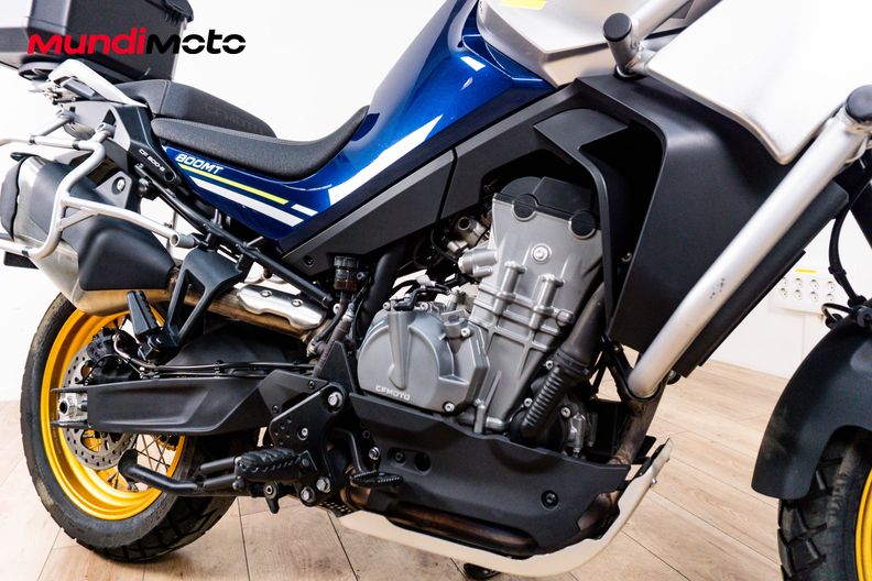 Motorbike image 4
