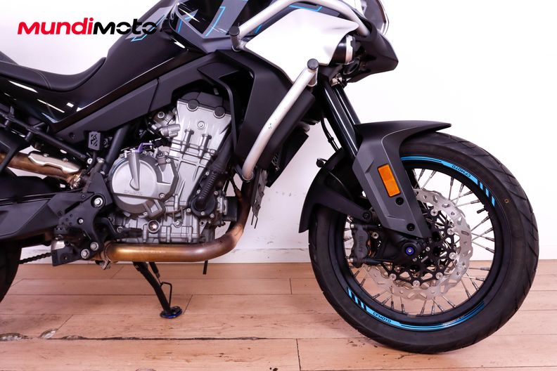 Motorbike image 12