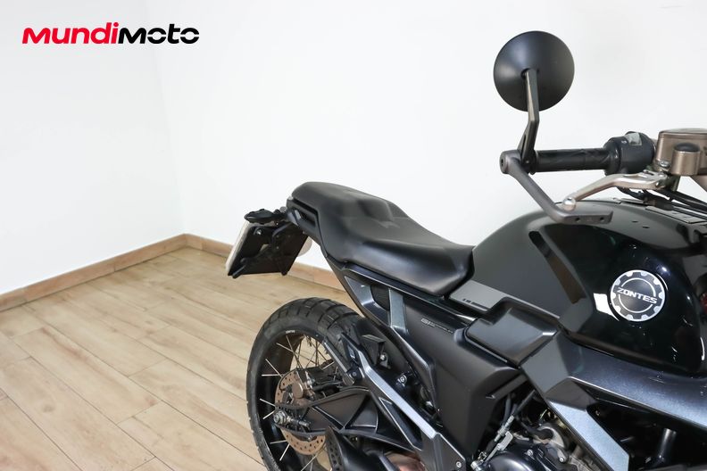 Motorbike image 12