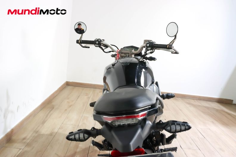Motorbike image 3