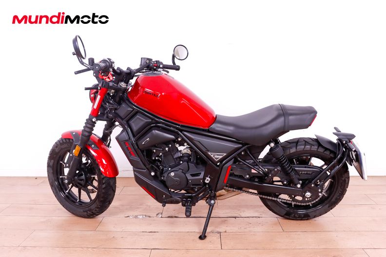 Motorbike image 5