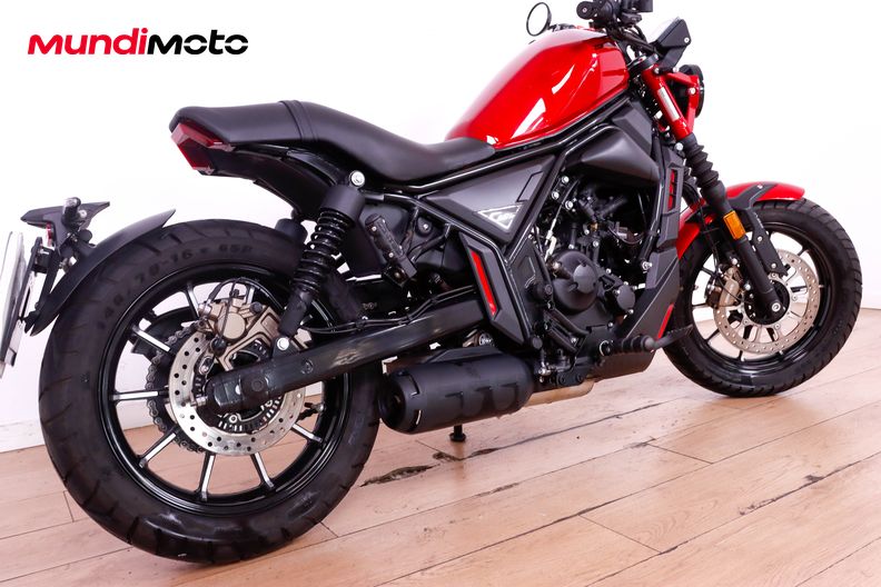 Motorbike image 3