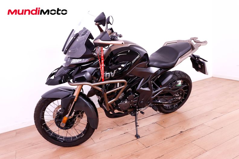 Motorbike image 7
