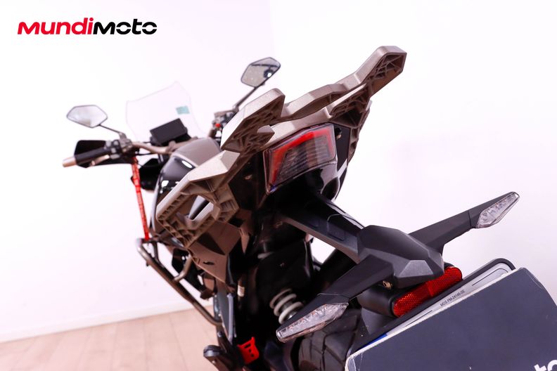 Motorbike image 9