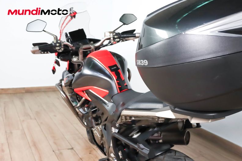 Motorbike image 9