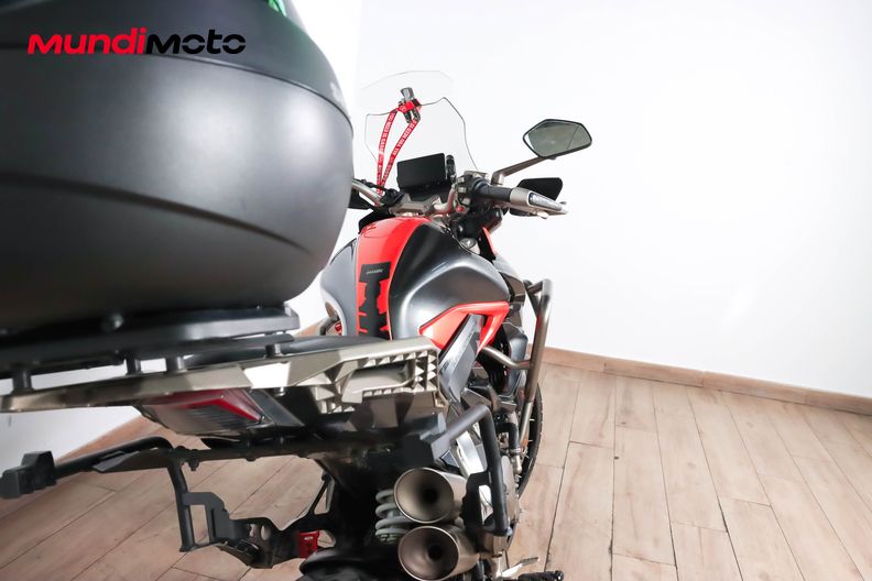 Motorbike image 3