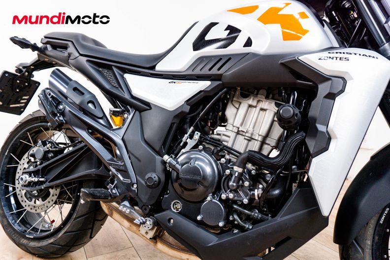 Motorbike image 3