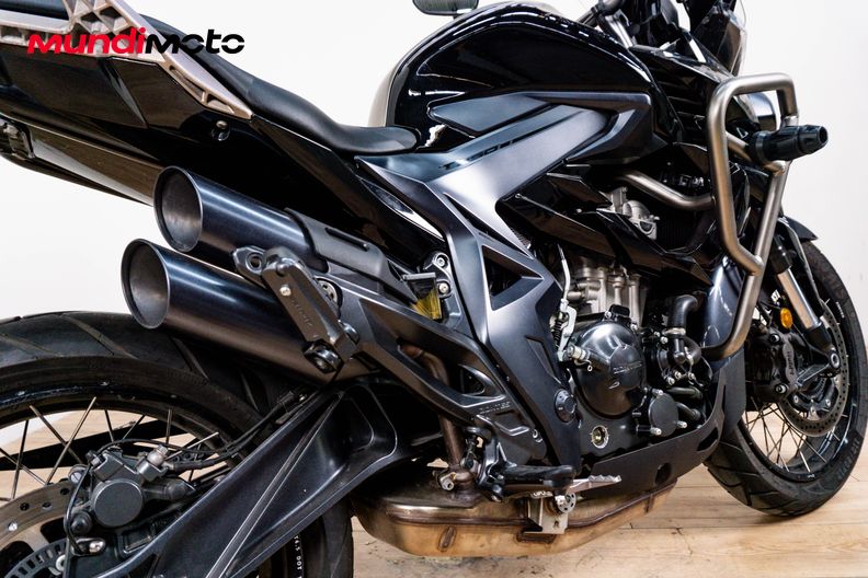 Motorbike image 3