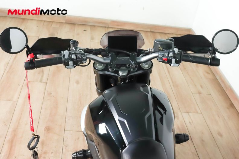 Motorbike image 10