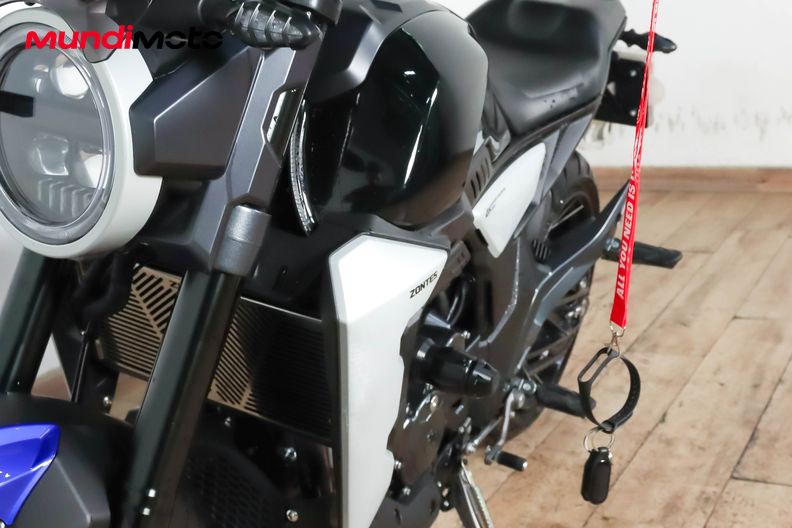 Motorbike image 8