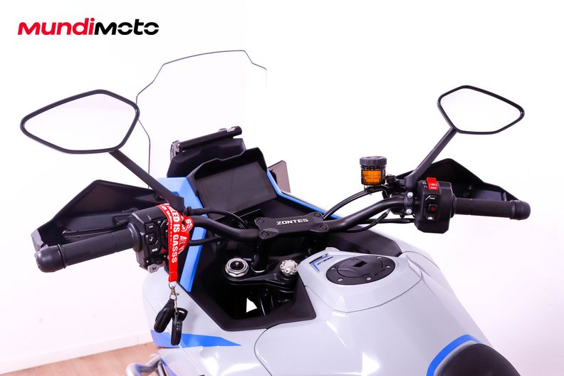 Motorbike image 10