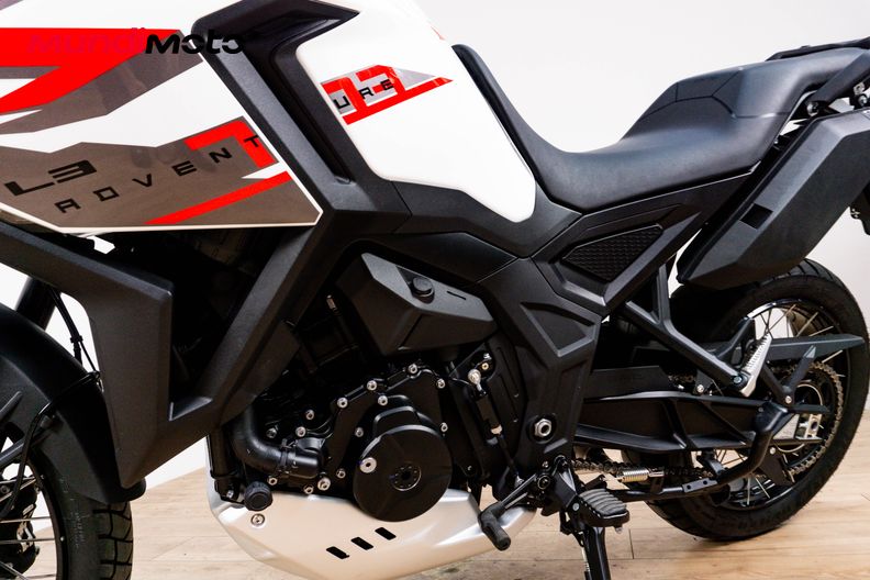 Motorbike image 9