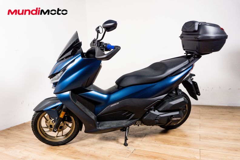 Motorbike image 6