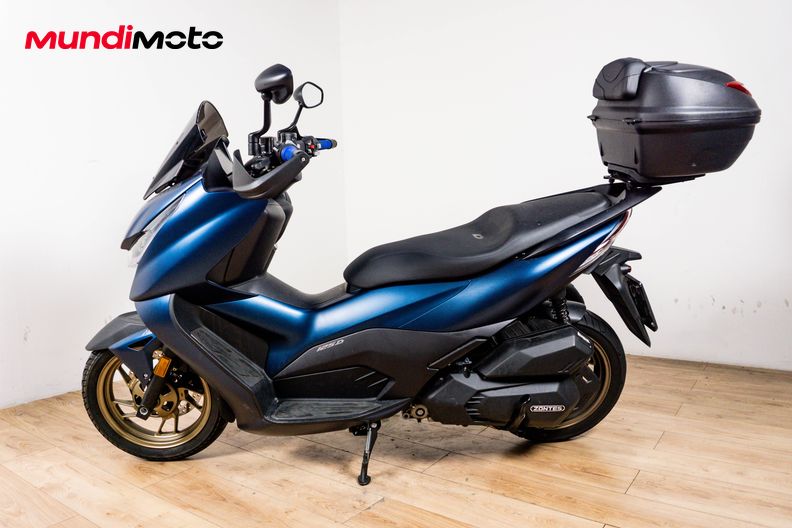 Motorbike image 5