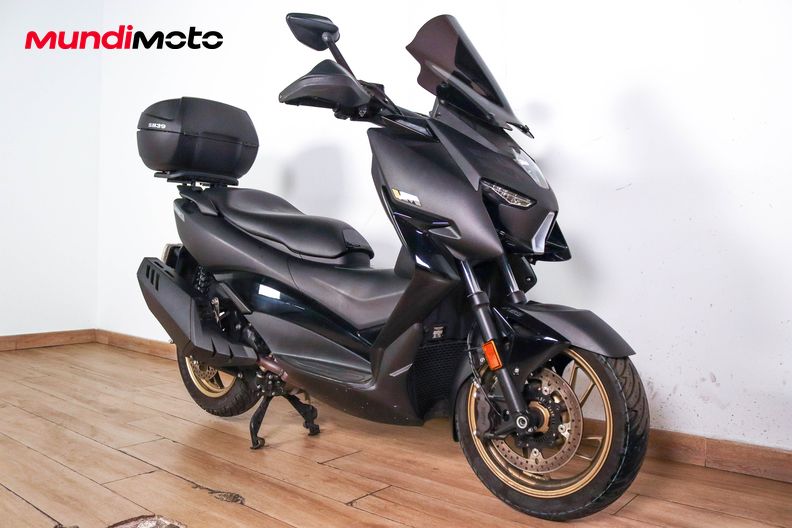 Motorbike image 1