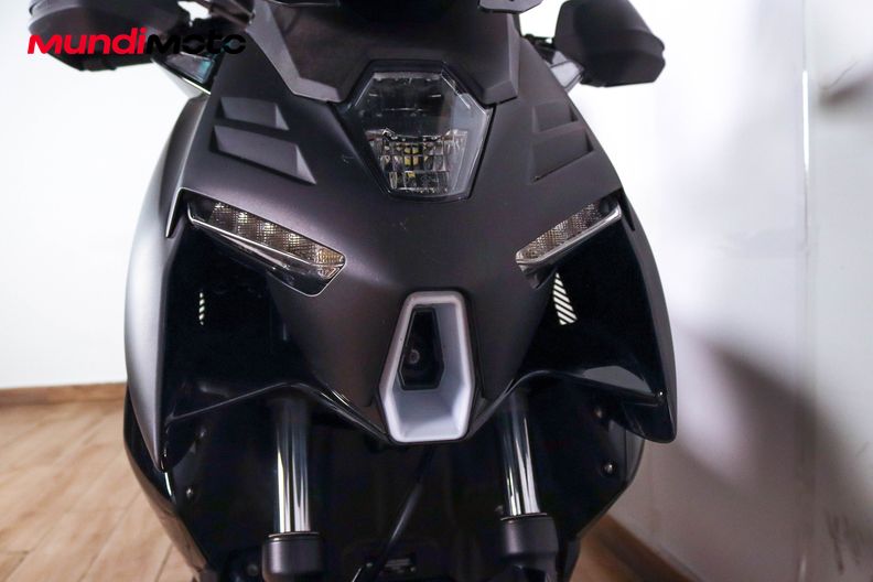 Motorbike image 4