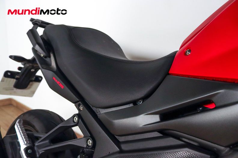 Motorbike image 13