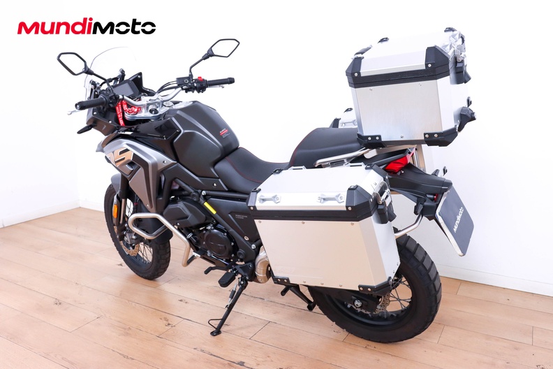 Motorbike image 6