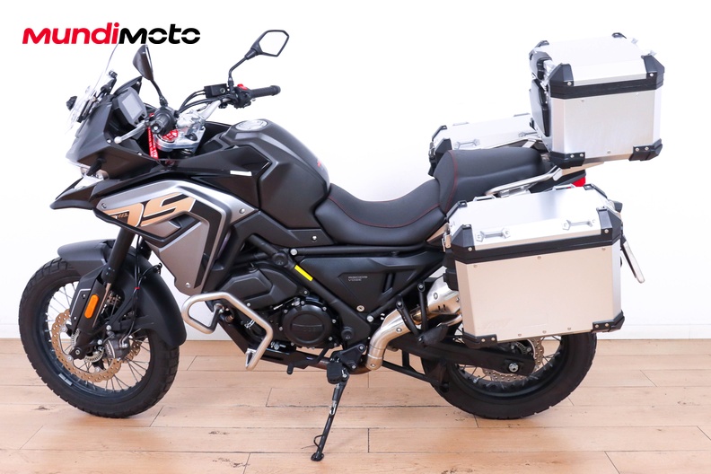 Motorbike image 5