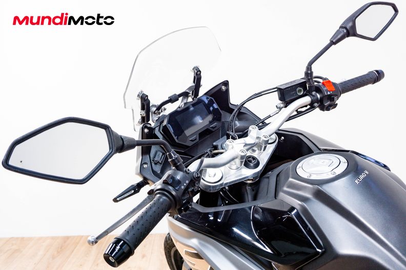 Motorbike image 10