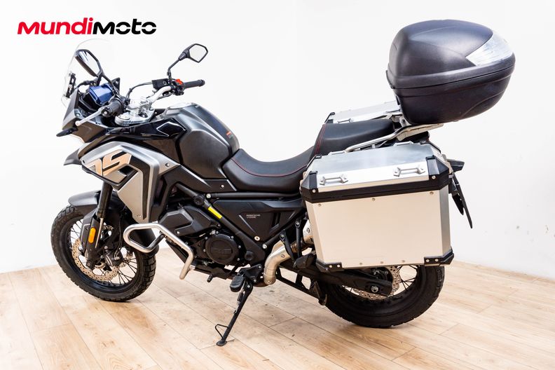 Motorbike image 7
