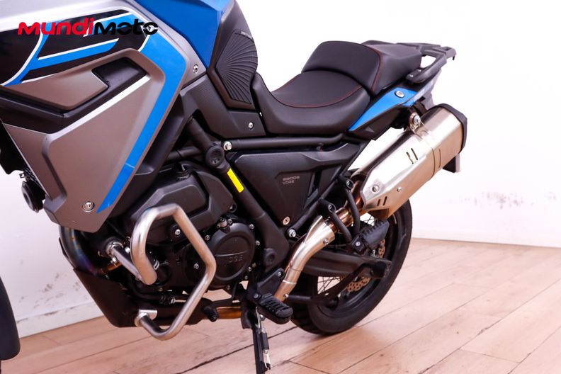 Motorbike image 8